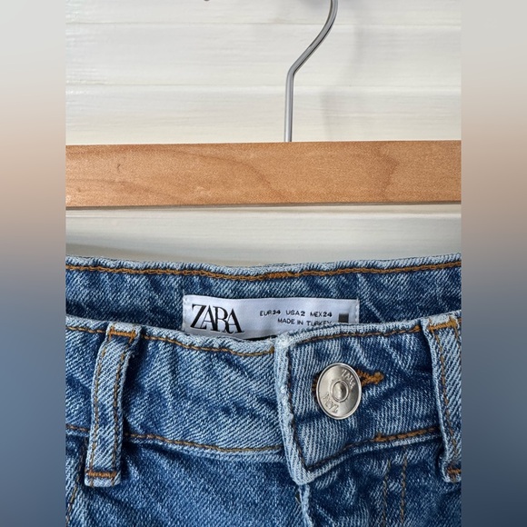 ZARA High Waisted Flare Jeans Sz 2 (26) EUR 34 - Picture 2 of 8